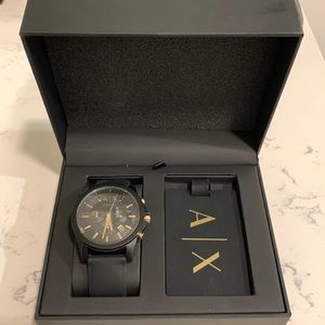 Man’s ARMANI EXCHANGE watch & luggage tag set